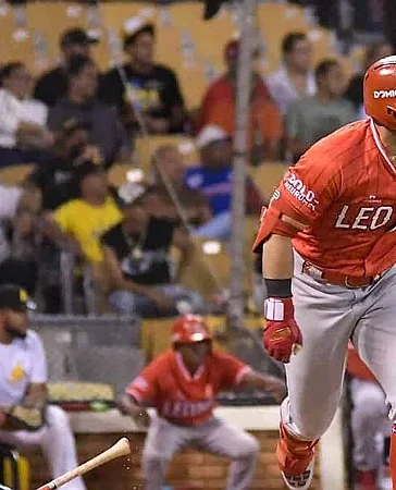 Marmolejos impulsa cuatro carreras y Leones hilan su cuarto triunfo en la LIDOM