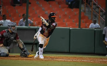 Toros del Este cortan racha con blanqueada 6-0 sobre Gigantes del Cibao