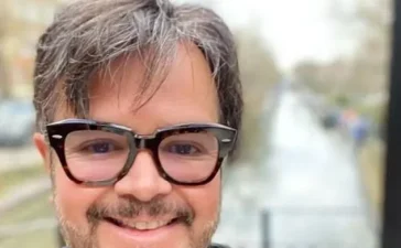 Syntek rompe el silencio: acusación de abuso lo marcó y lo alejó de causas infantiles