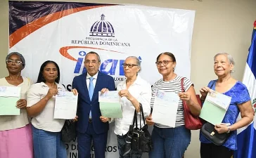 Gobierno acelera pago de indemnizaciones: INAVI desembolsa más de RD$3 millones a 800 ex empleados estatales
